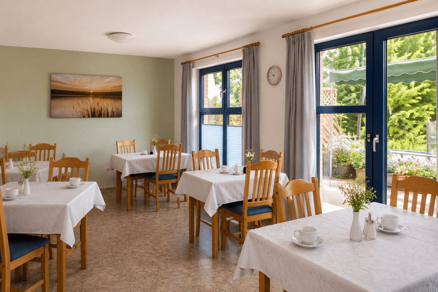 Reichhaltiges Frühstück in der Pension Dietrich